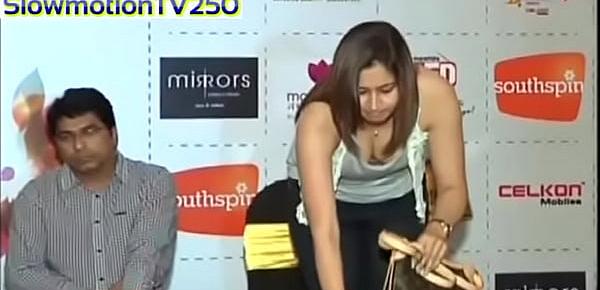  Jwala Gutta Boob Cleavage slowmotion